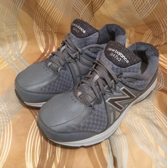 847v2